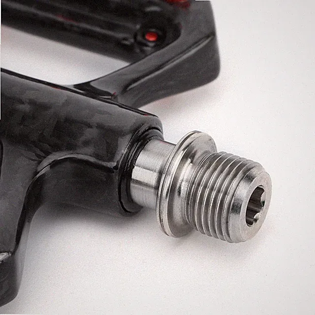 180g Ultralight Carbon Fiber Pedals with Integrated Design for Road Cycling