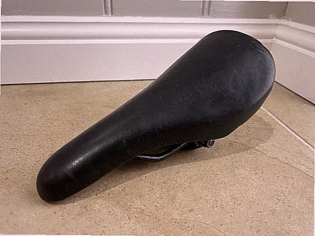 Cruiser Comfort BMX Saddle Black Integrated Clamp 220x110mm