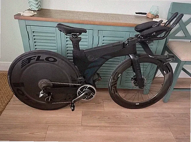 XS Ventum Triathlon/TT Bike Frame Set w/ Fork & Integrated Aerobars, Black 2022